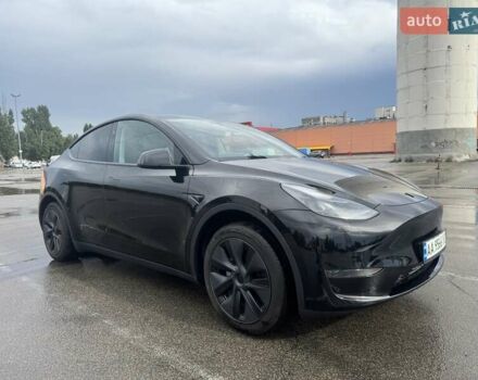 Черный Тесла Model Y, объемом двигателя 0 л и пробегом 5 тыс. км за 30500 $, фото 2 на Automoto.ua