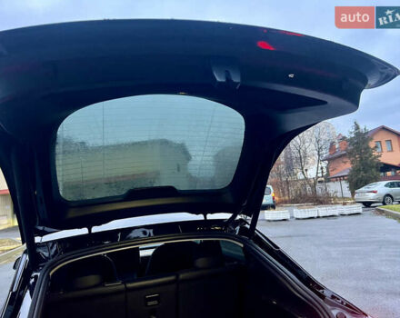 Черный Тесла Model Y, объемом двигателя 0 л и пробегом 5 тыс. км за 33800 $, фото 16 на Automoto.ua