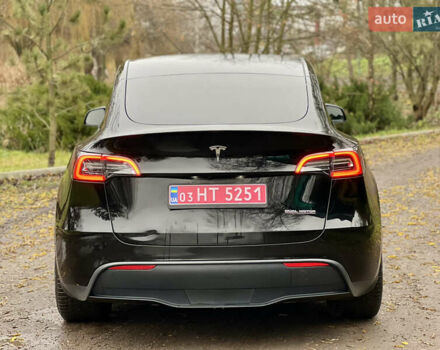 Черный Тесла Model Y, объемом двигателя 0 л и пробегом 71 тыс. км за 24400 $, фото 12 на Automoto.ua