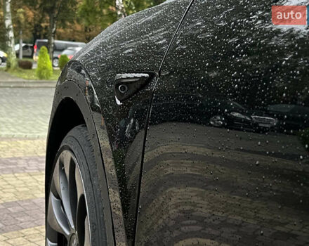 Черный Тесла Model Y, объемом двигателя 0 л и пробегом 10 тыс. км за 34900 $, фото 20 на Automoto.ua