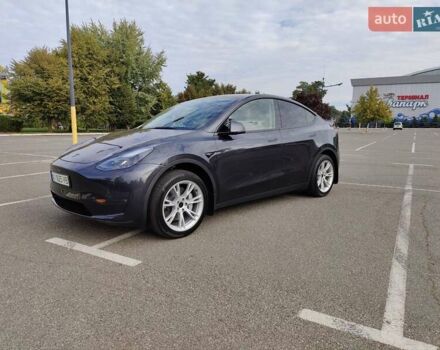 Черный Тесла Model Y, объемом двигателя 0 л и пробегом 10 тыс. км за 29000 $, фото 8 на Automoto.ua