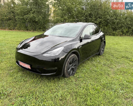 Черный Тесла Model Y, объемом двигателя 0 л и пробегом 18 тыс. км за 27998 $, фото 8 на Automoto.ua