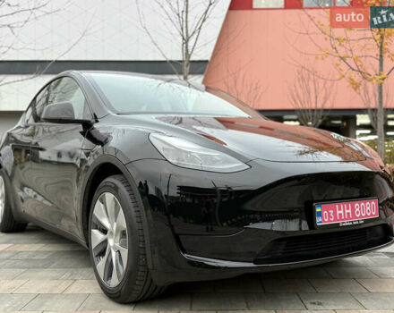 Черный Тесла Model Y, объемом двигателя 0 л и пробегом 48 тыс. км за 31500 $, фото 4 на Automoto.ua