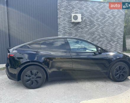 Черный Тесла Model Y, объемом двигателя 0 л и пробегом 2 тыс. км за 38300 $, фото 2 на Automoto.ua