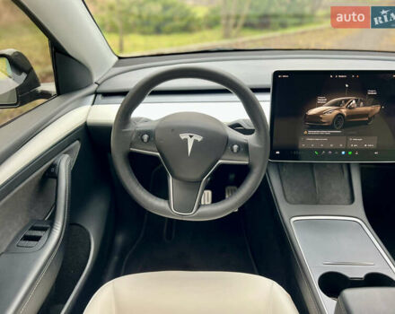 Черный Тесла Model Y, объемом двигателя 0 л и пробегом 71 тыс. км за 24400 $, фото 20 на Automoto.ua