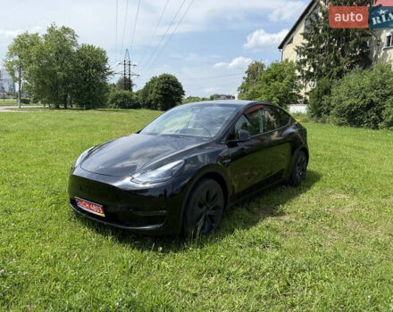 Черный Тесла Model Y, объемом двигателя 0 л и пробегом 18 тыс. км за 27998 $, фото 10 на Automoto.ua