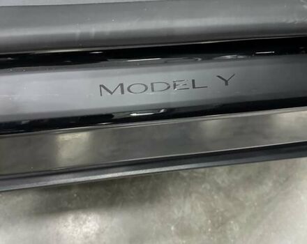 Черный Тесла Model Y, объемом двигателя 0 л и пробегом 80 тыс. км за 28000 $, фото 21 на Automoto.ua