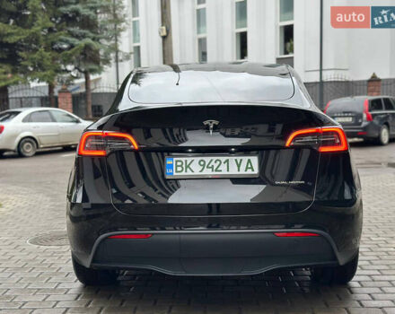 Черный Тесла Model Y, объемом двигателя 0 л и пробегом 4 тыс. км за 37777 $, фото 13 на Automoto.ua