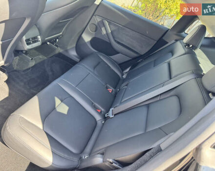 Черный Тесла Model Y, объемом двигателя 0 л и пробегом 8 тыс. км за 37000 $, фото 16 на Automoto.ua