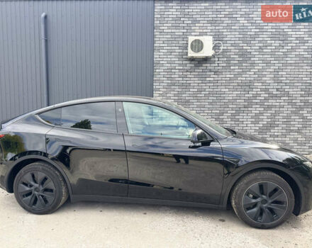 Черный Тесла Model Y, объемом двигателя 0 л и пробегом 2 тыс. км за 38300 $, фото 24 на Automoto.ua