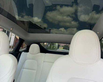 Черный Тесла Model Y, объемом двигателя 0 л и пробегом 2 тыс. км за 34100 $, фото 9 на Automoto.ua
