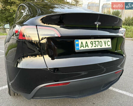 Черный Тесла Model Y, объемом двигателя 0 л и пробегом 965 тыс. км за 31900 $, фото 16 на Automoto.ua
