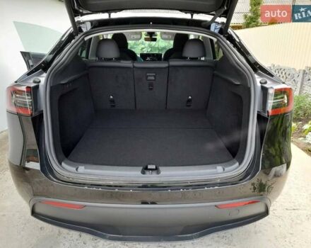 Черный Тесла Model Y, объемом двигателя 0 л и пробегом 21 тыс. км за 29000 $, фото 7 на Automoto.ua