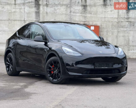 Черный Тесла Model Y, объемом двигателя 0 л и пробегом 19 тыс. км за 36500 $, фото 2 на Automoto.ua