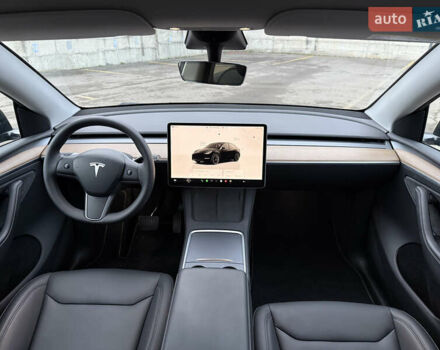 Черный Тесла Model Y, объемом двигателя 0 л и пробегом 19 тыс. км за 36500 $, фото 55 на Automoto.ua