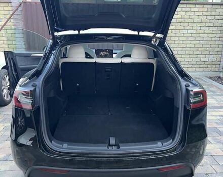 Чорний Тесла Model Y, об'ємом двигуна 0 л та пробігом 32 тис. км за 29900 $, фото 4 на Automoto.ua