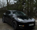 Черный Тесла Model Y, объемом двигателя 0 л и пробегом 26 тыс. км за 35000 $, фото 1 на Automoto.ua