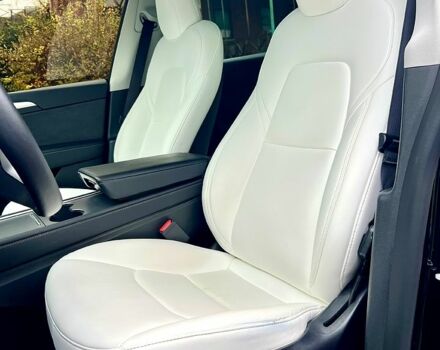 Черный Тесла Model Y, объемом двигателя 0.39 л и пробегом 71 тыс. км за 24400 $, фото 10 на Automoto.ua