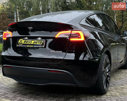 Черный Тесла Model Y, объемом двигателя 0 л и пробегом 10 тыс. км за 34900 $, фото 6 на Automoto.ua