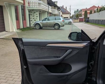 Чорний Тесла Model Y, об'ємом двигуна 0 л та пробігом 17 тис. км за 27500 $, фото 18 на Automoto.ua