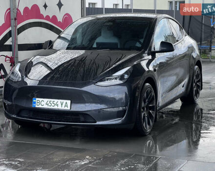 Черный Тесла Model Y, объемом двигателя 0 л и пробегом 24 тыс. км за 33000 $, фото 29 на Automoto.ua