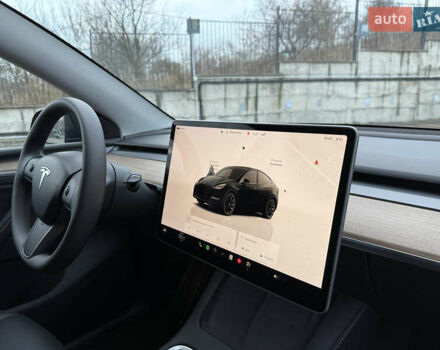 Черный Тесла Model Y, объемом двигателя 0 л и пробегом 19 тыс. км за 36500 $, фото 43 на Automoto.ua