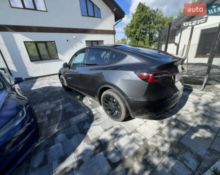 Черный Тесла Model Y, объемом двигателя 0 л и пробегом 1 тыс. км за 32900 $, фото 3 на Automoto.ua