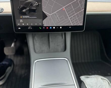 Черный Тесла Model Y, объемом двигателя 0 л и пробегом 2 тыс. км за 38300 $, фото 40 на Automoto.ua