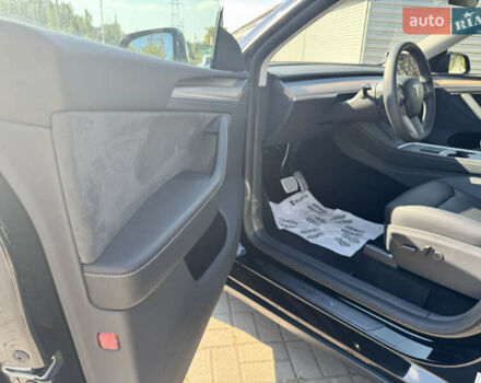 Чорний Тесла Model Y, об'ємом двигуна 0 л та пробігом 32 тис. км за 38000 $, фото 20 на Automoto.ua
