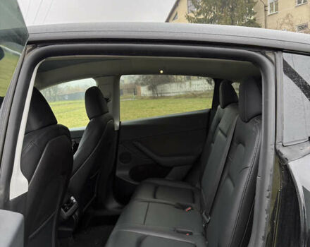 Чорний Тесла Model Y, об'ємом двигуна 0 л та пробігом 18 тис. км за 27998 $, фото 8 на Automoto.ua