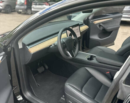 Черный Тесла Model Y, объемом двигателя 0 л и пробегом 7 тыс. км за 34300 $, фото 23 на Automoto.ua