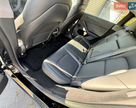 Чорний Тесла Model Y, об'ємом двигуна 0 л та пробігом 32 тис. км за 38000 $, фото 17 на Automoto.ua