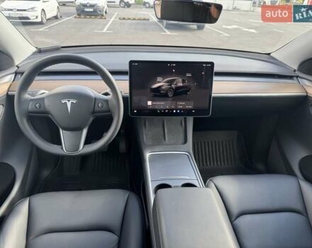Черный Тесла Model Y, объемом двигателя 0 л и пробегом 8 тыс. км за 31200 $, фото 9 на Automoto.ua