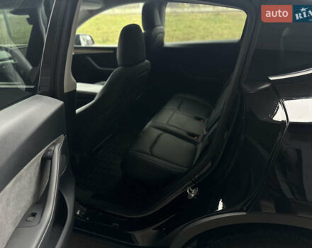 Чорний Тесла Model Y, об'ємом двигуна 0 л та пробігом 11 тис. км за 32800 $, фото 14 на Automoto.ua