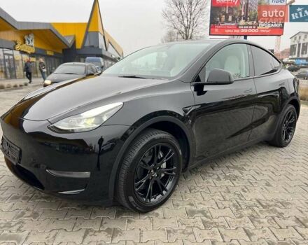 Черный Тесла Model Y, объемом двигателя 0 л и пробегом 19 тыс. км за 33000 $, фото 5 на Automoto.ua