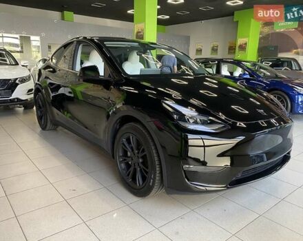 Черный Тесла Model Y, объемом двигателя 0 л и пробегом 6 тыс. км за 32900 $, фото 2 на Automoto.ua