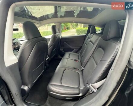 Черный Тесла Model Y, объемом двигателя 0 л и пробегом 4 тыс. км за 29999 $, фото 17 на Automoto.ua