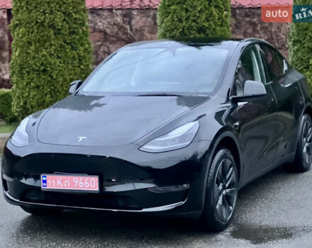 Черный Тесла Model Y, объемом двигателя 0 л и пробегом 5 тыс. км за 33800 $, фото 20 на Automoto.ua