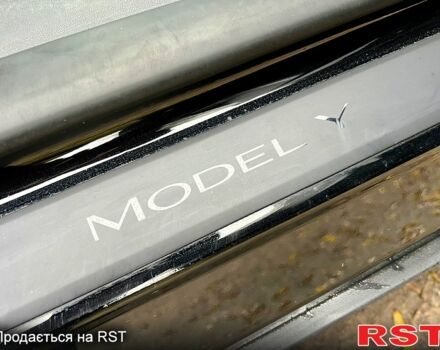 Черный Тесла Model Y, объемом двигателя 0.39 л и пробегом 71 тыс. км за 24400 $, фото 13 на Automoto.ua