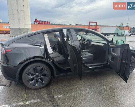 Черный Тесла Model Y, объемом двигателя 0 л и пробегом 5 тыс. км за 30500 $, фото 11 на Automoto.ua