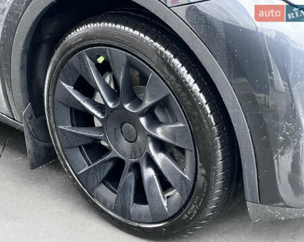 Черный Тесла Model Y, объемом двигателя 0 л и пробегом 24 тыс. км за 33000 $, фото 27 на Automoto.ua