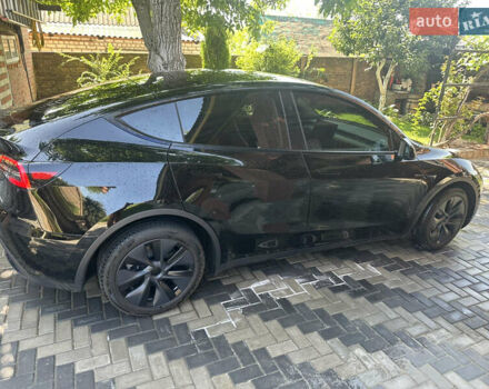 Черный Тесла Model Y, объемом двигателя 0 л и пробегом 15 тыс. км за 35000 $, фото 1 на Automoto.ua