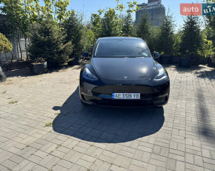 Черный Тесла Model Y, объемом двигателя 0 л и пробегом 8 тыс. км за 37000 $, фото 2 на Automoto.ua