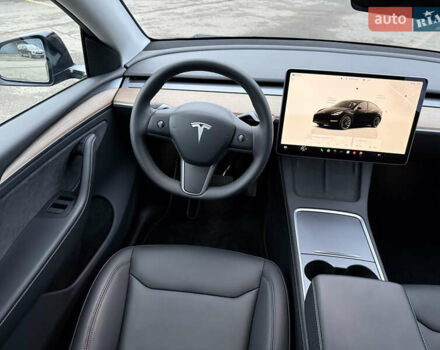 Черный Тесла Model Y, объемом двигателя 0 л и пробегом 19 тыс. км за 36500 $, фото 59 на Automoto.ua
