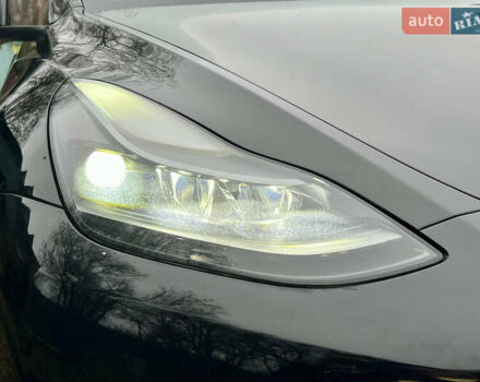 Черный Тесла Model Y, объемом двигателя 0 л и пробегом 71 тыс. км за 24400 $, фото 9 на Automoto.ua