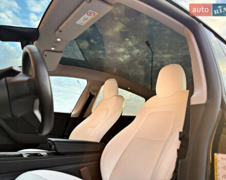 Чорний Тесла Model Y, об'ємом двигуна 0 л та пробігом 5 тис. км за 35000 $, фото 18 на Automoto.ua