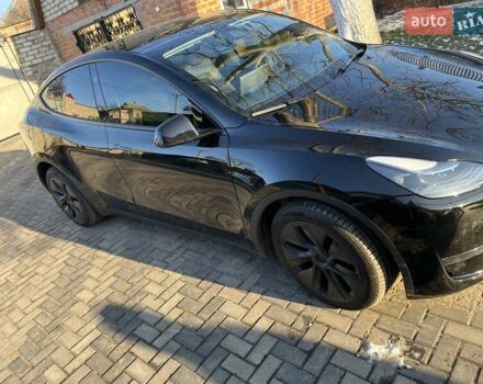 Черный Тесла Model Y, объемом двигателя 0 л и пробегом 3 тыс. км за 35000 $, фото 1 на Automoto.ua