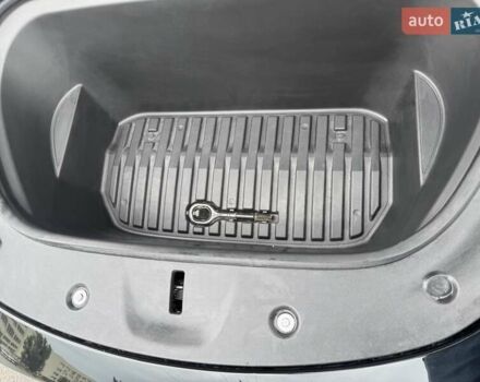 Черный Тесла Model Y, объемом двигателя 0 л и пробегом 8 тыс. км за 31200 $, фото 12 на Automoto.ua