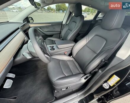 Черный Тесла Model Y, объемом двигателя 0 л и пробегом 10 тыс. км за 34600 $, фото 21 на Automoto.ua