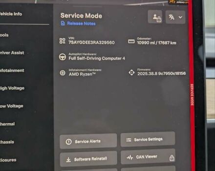 Чорний Тесла Model Y, об'ємом двигуна 0 л та пробігом 17 тис. км за 27500 $, фото 32 на Automoto.ua